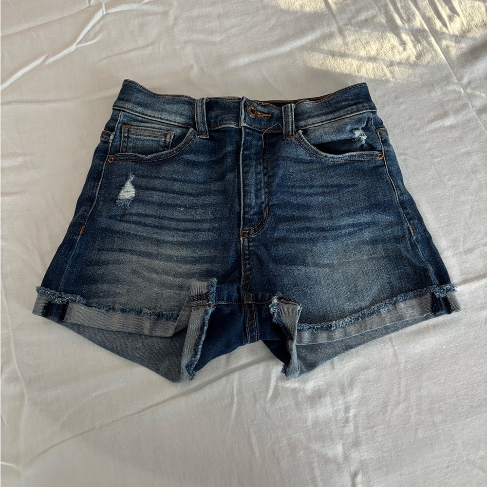 💙Sneak peek Jean Shorts💙